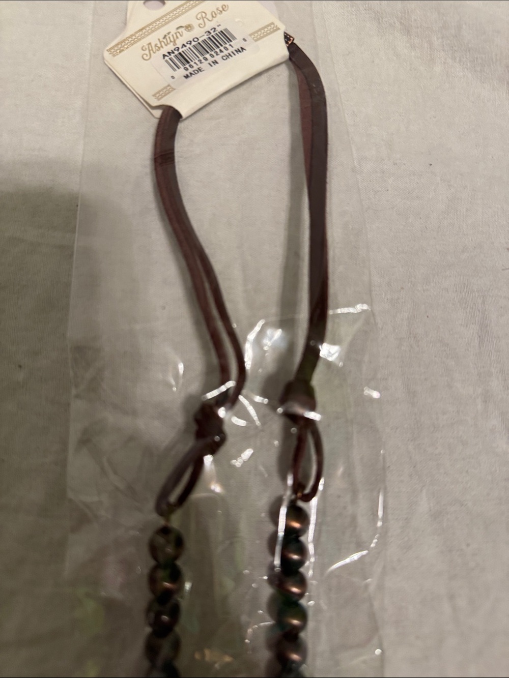 Leopard Teardrop Pendant Necklace with Turquoise Accents - Brown - Picture 3 of 3